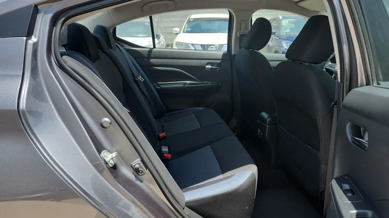 Nissan Versa 2023