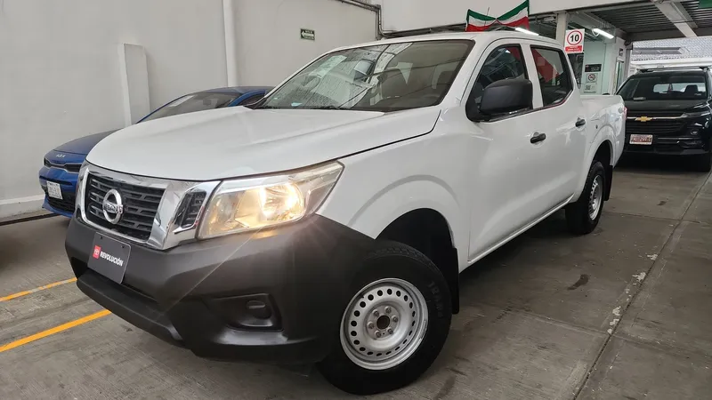 Nissan Np300 2020