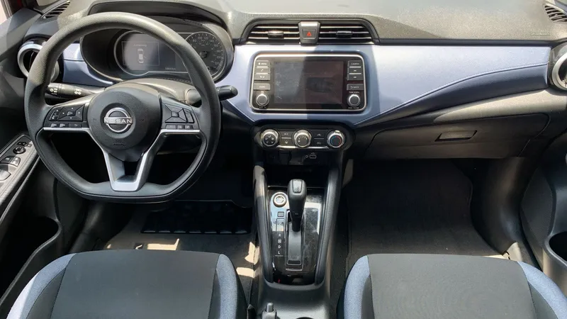 Nissan Versa 2023