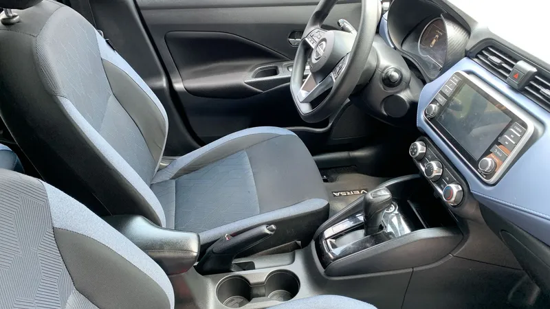 Nissan Versa 2023