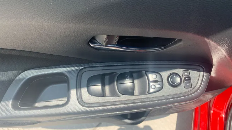 Nissan Versa 2023
