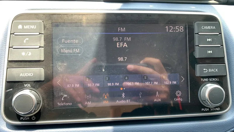 Nissan Versa 2023