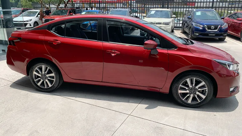 Nissan Versa 2023