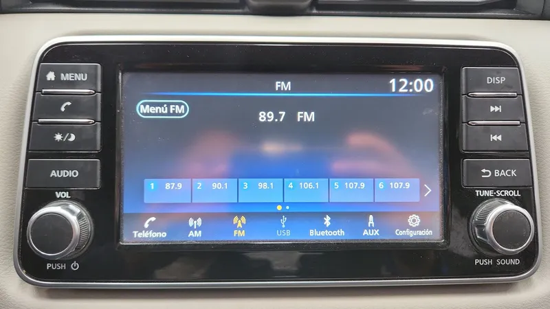 Nissan Versa 2022