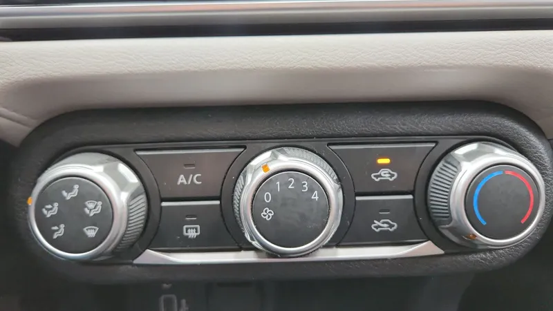 Nissan Versa 2022