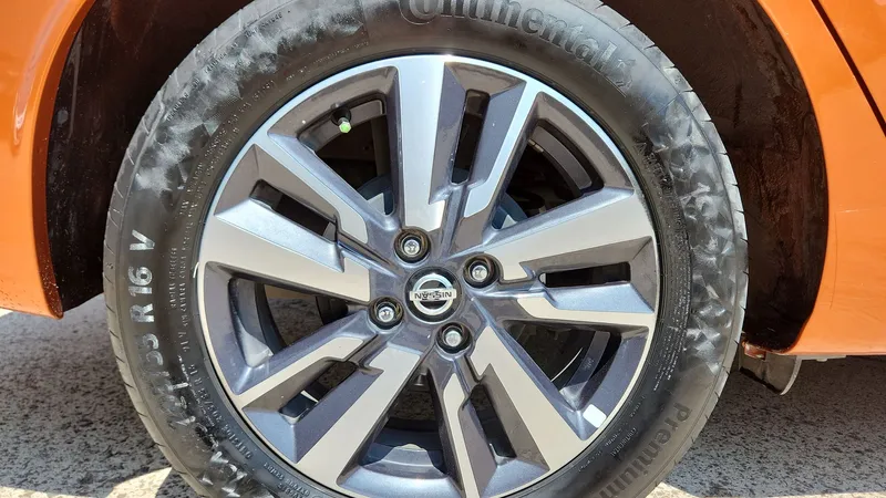 Nissan Versa 2022