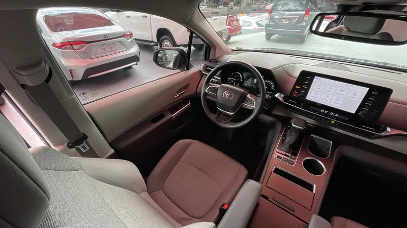 Toyota Sienna 2022
