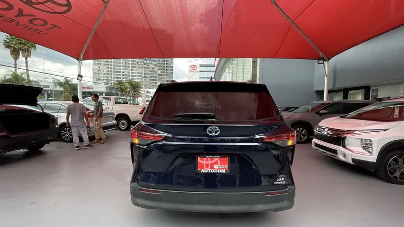Toyota Sienna 2022