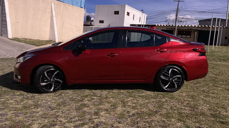 Nissan Versa 2023