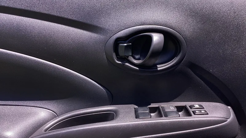 Nissan V-drive 2024
