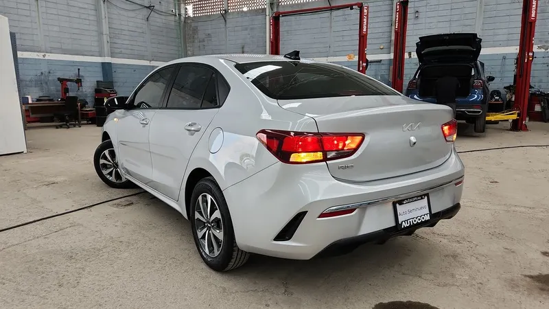 Kia Rio Sedan 2022