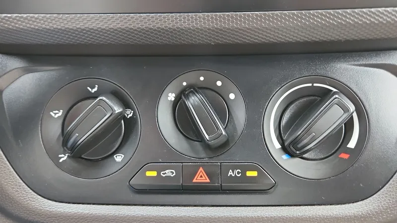 Chevrolet Tornado Van 2023