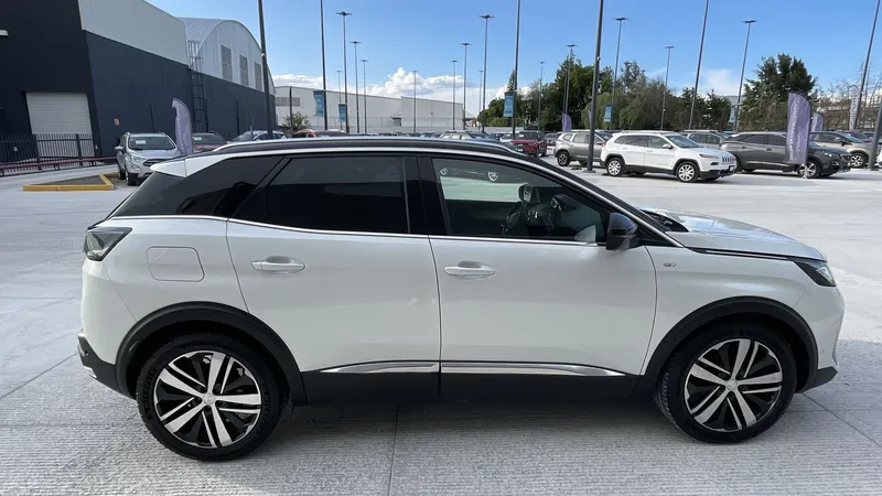 Peugeot Nueva 3008 2022