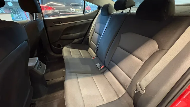 Hyundai Elantra 2018