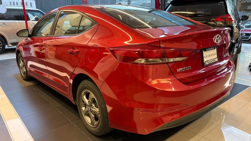 Hyundai Elantra 2018