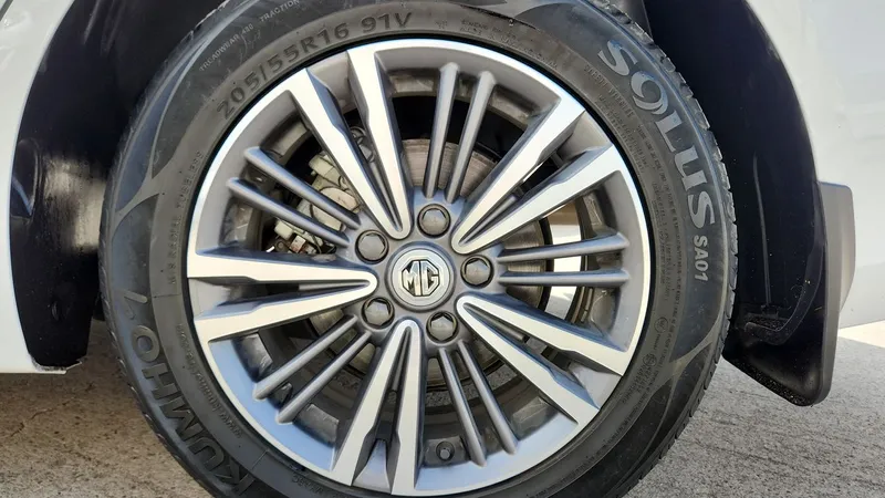 Mg Mg5 2023
