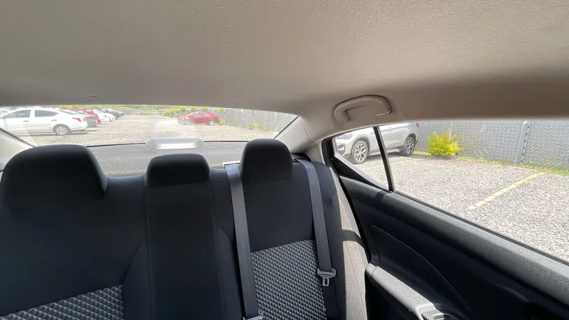 Nissan Versa 2024