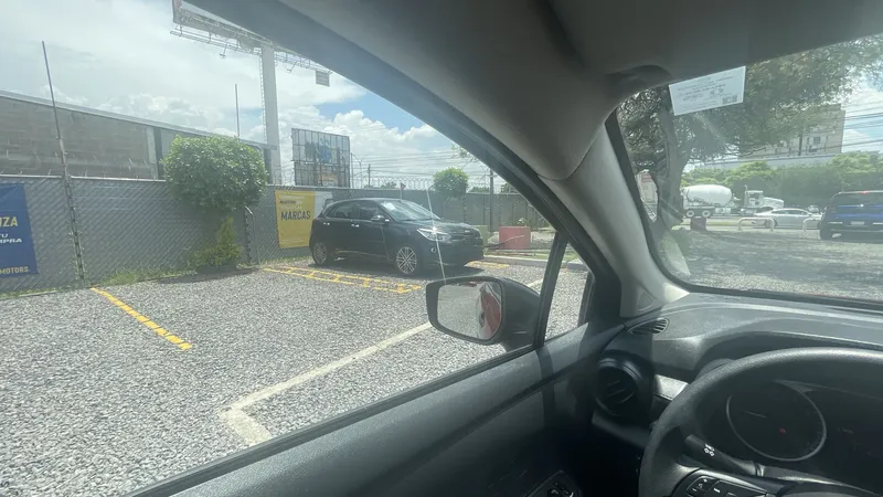 Nissan Versa 2024