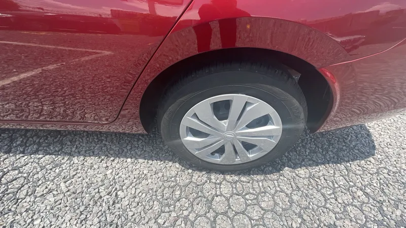 Nissan Versa 2024