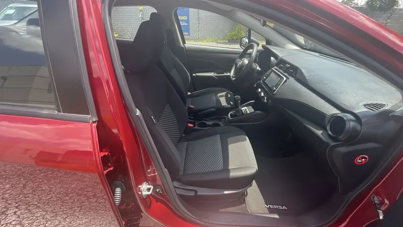 Nissan Versa 2024