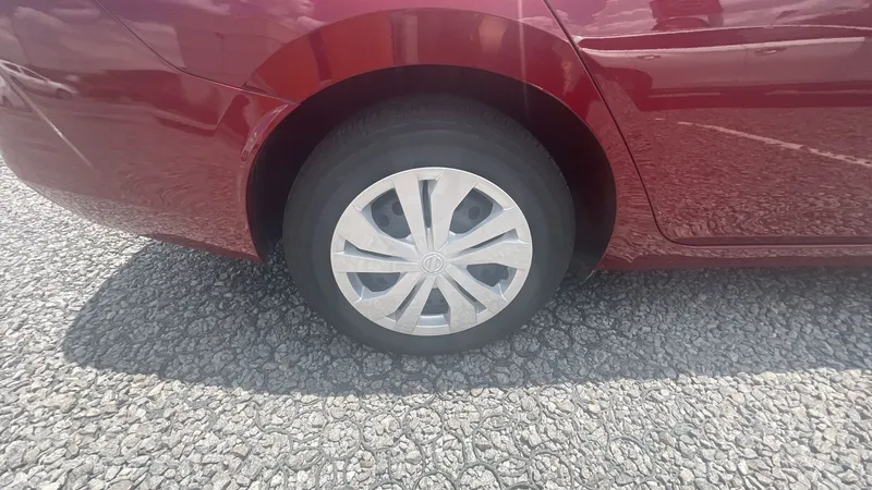 Nissan Versa 2024