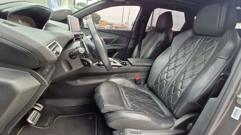 Peugeot 3008 2020
