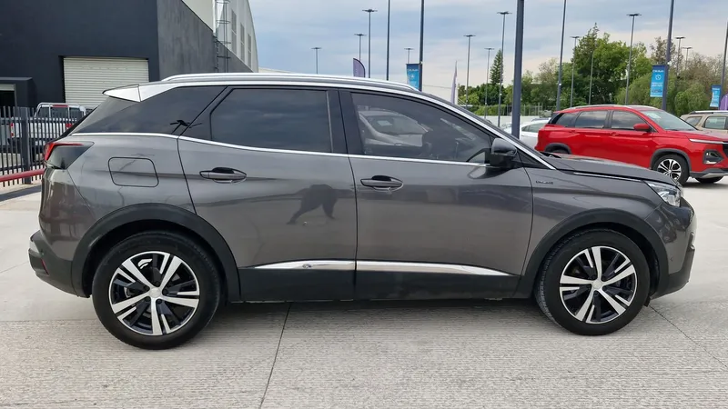 Peugeot 3008 2020