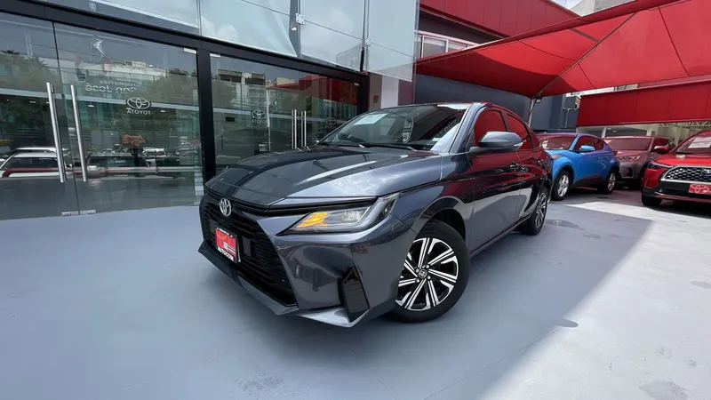 Toyota Yaris 2023
