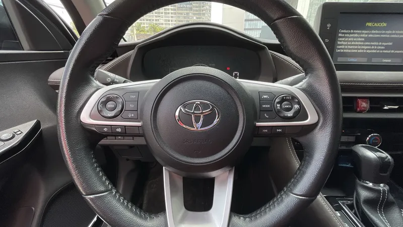 Toyota Yaris 2023