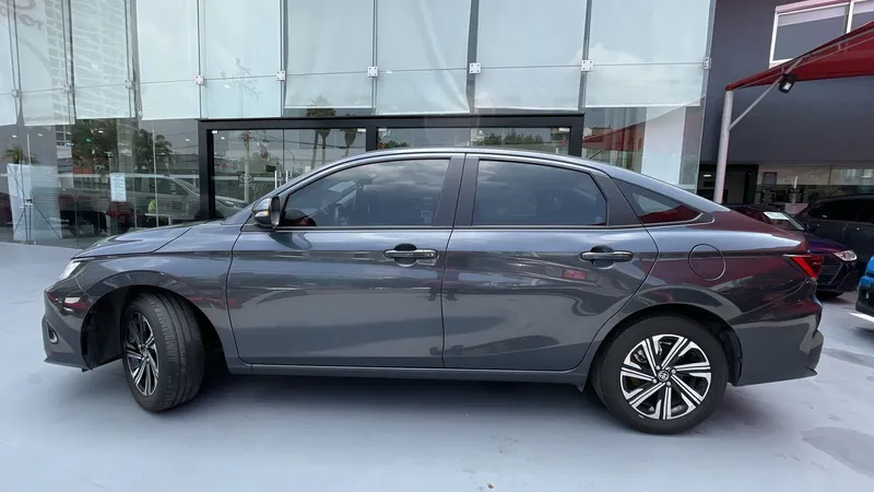 Toyota Yaris 2023