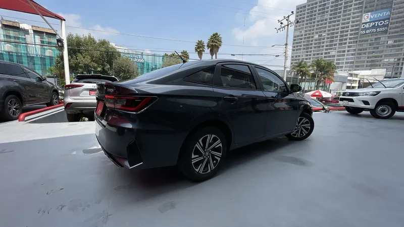 Toyota Yaris 2023