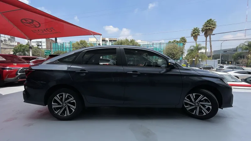 Toyota Yaris 2023