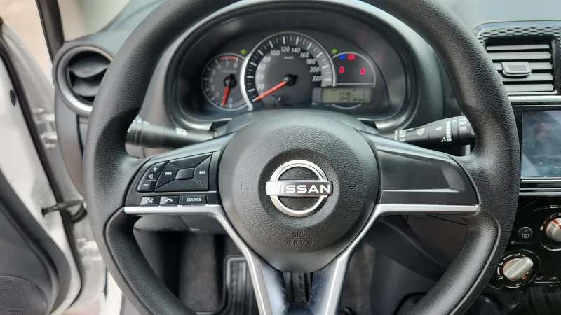 Nissan March 2024