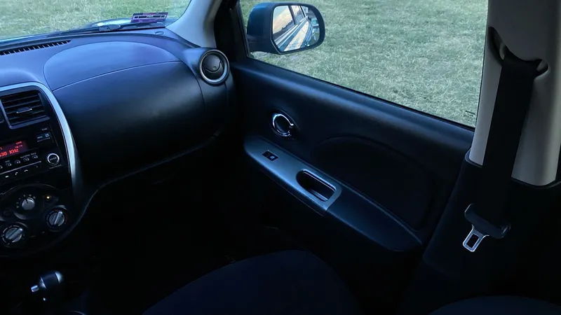 Nissan March 2018