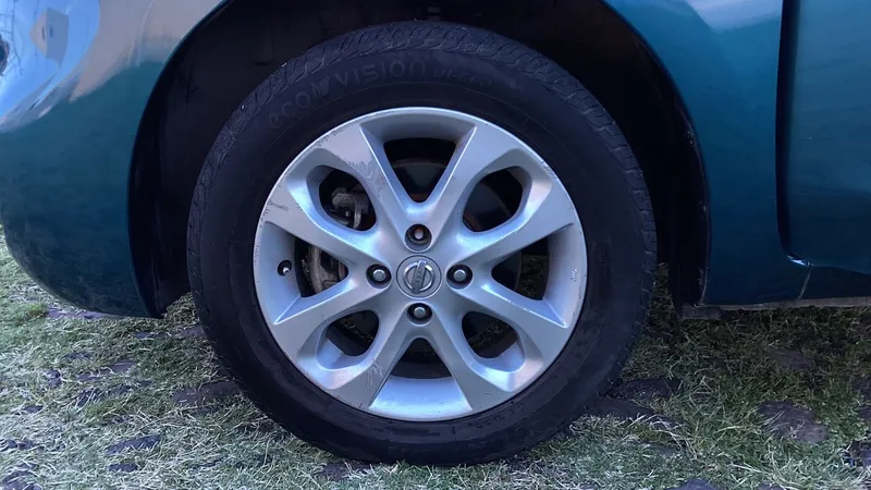Nissan March 2018