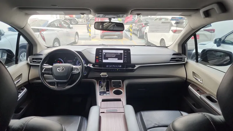 Toyota Sienna 2021