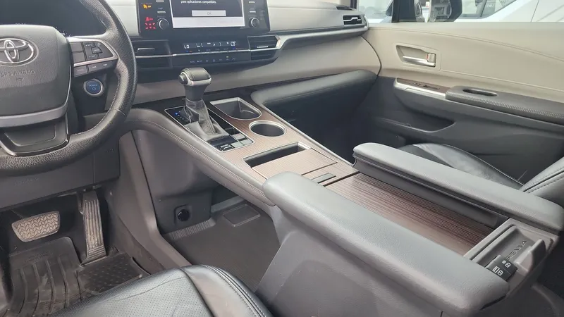 Toyota Sienna 2021