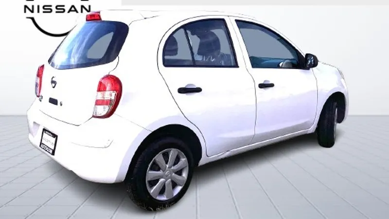 Nissan March 2019