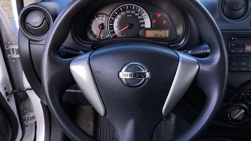 Nissan March 2019