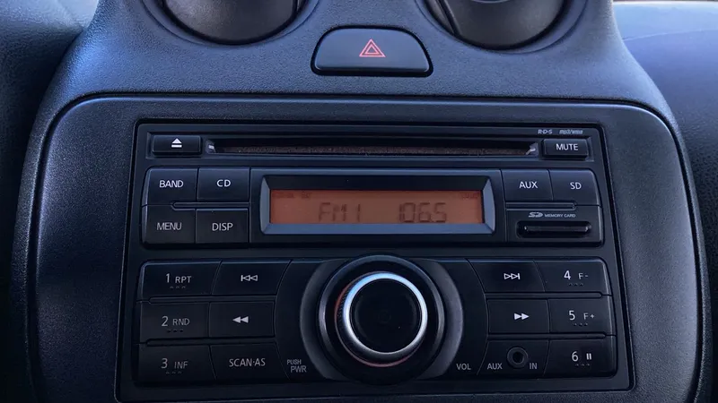 Nissan March 2019