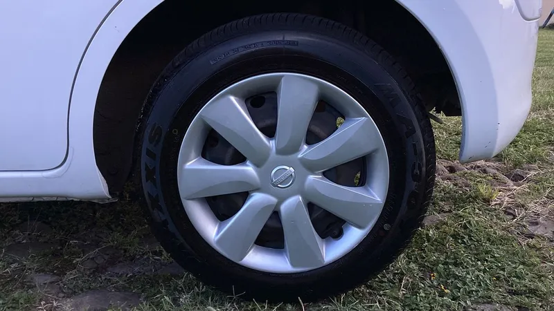 Nissan March 2019