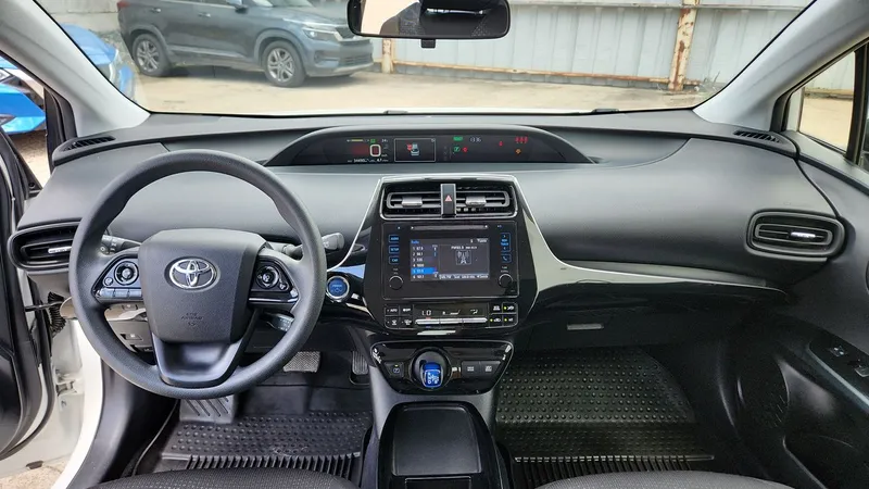 Toyota Prius 2019