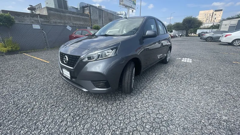 Nissan March 2021