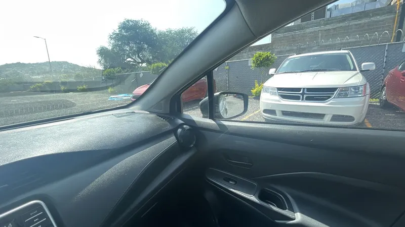 Nissan Versa 2024