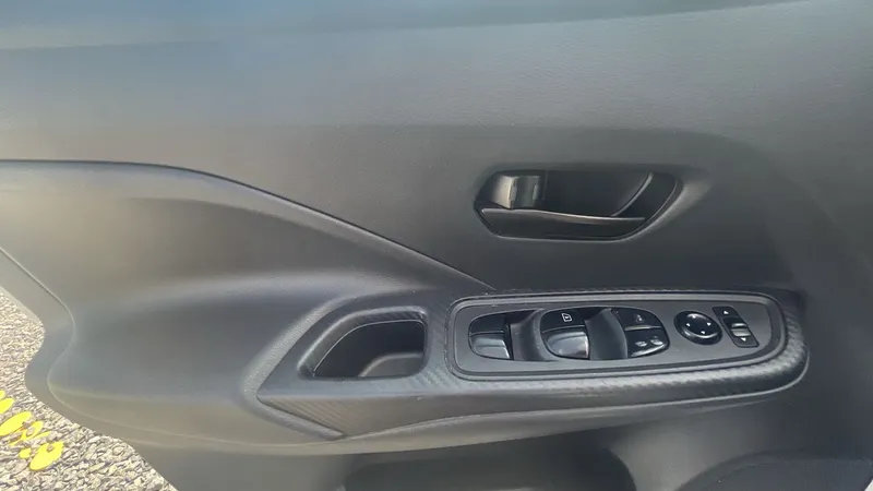 Nissan Versa 2024