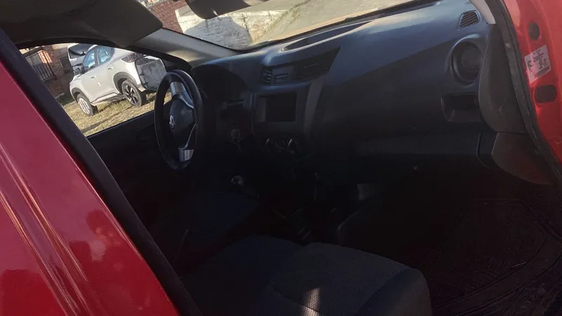 Nissan Np300 2019