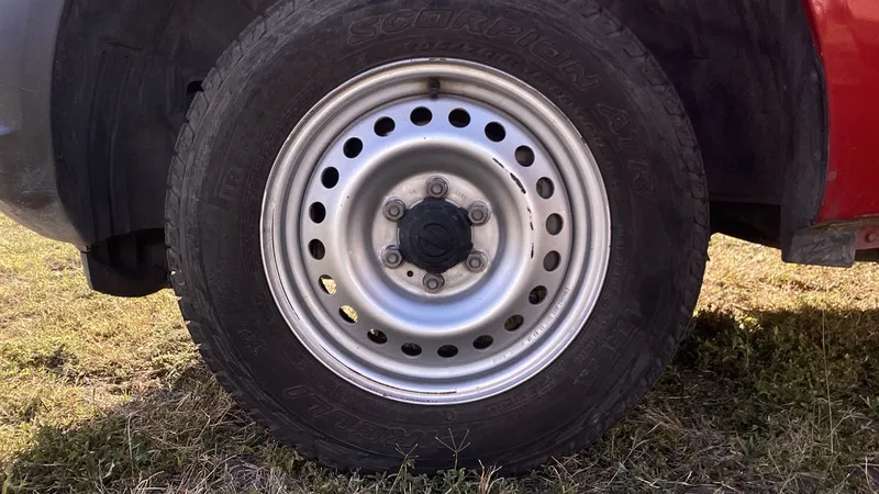 Nissan Np300 2019