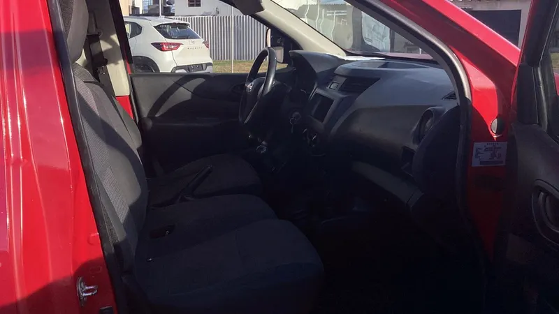 Nissan Np300 2019