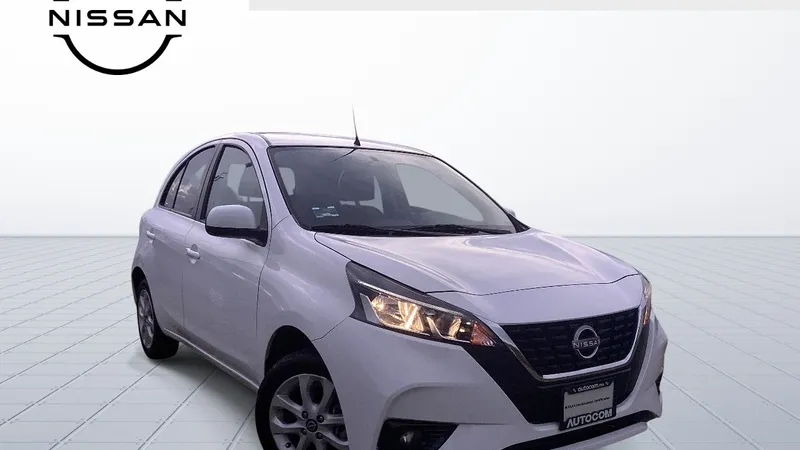 Nissan March 2022