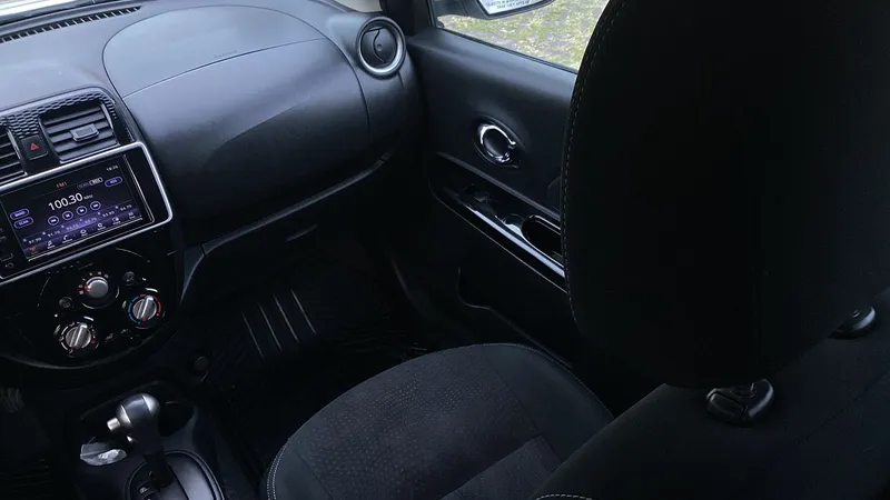 Nissan March 2022